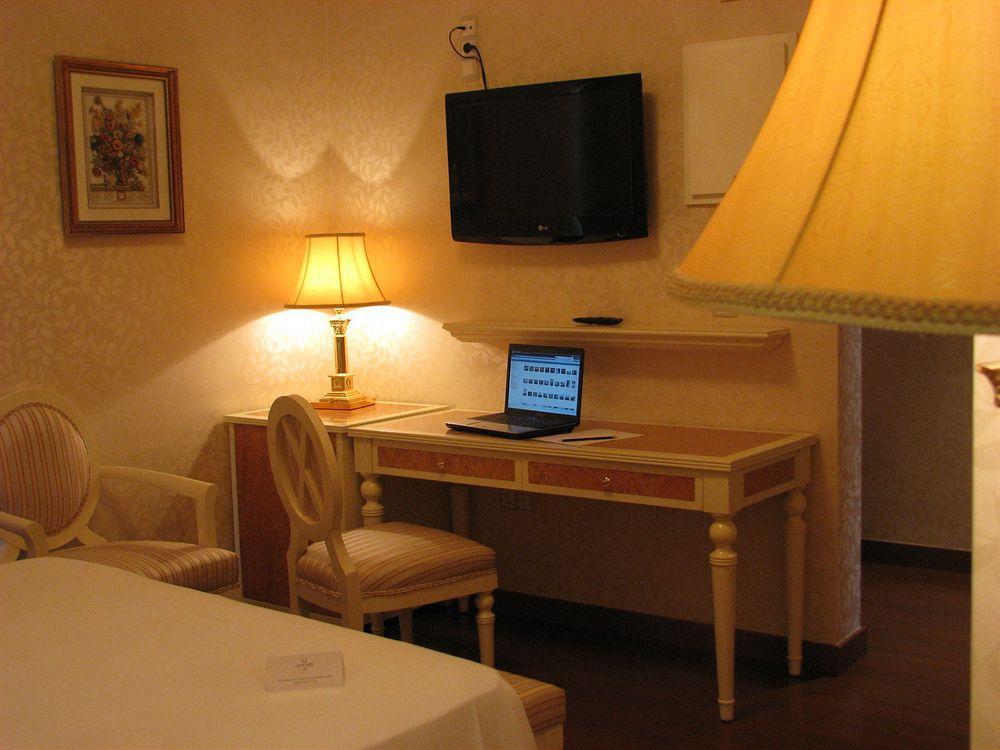 Hotel Santa Isabel Албасете Екстериор снимка