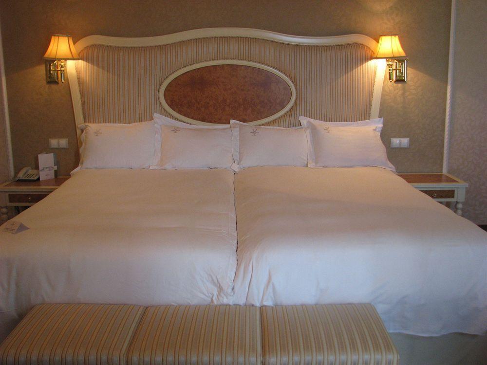 Hotel Santa Isabel Албасете Екстериор снимка