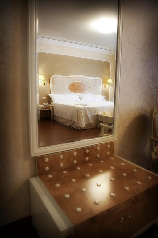 Hotel Santa Isabel Албасете Екстериор снимка